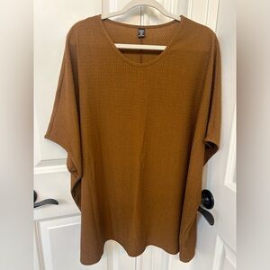 Beautiful brown batwing oversized top